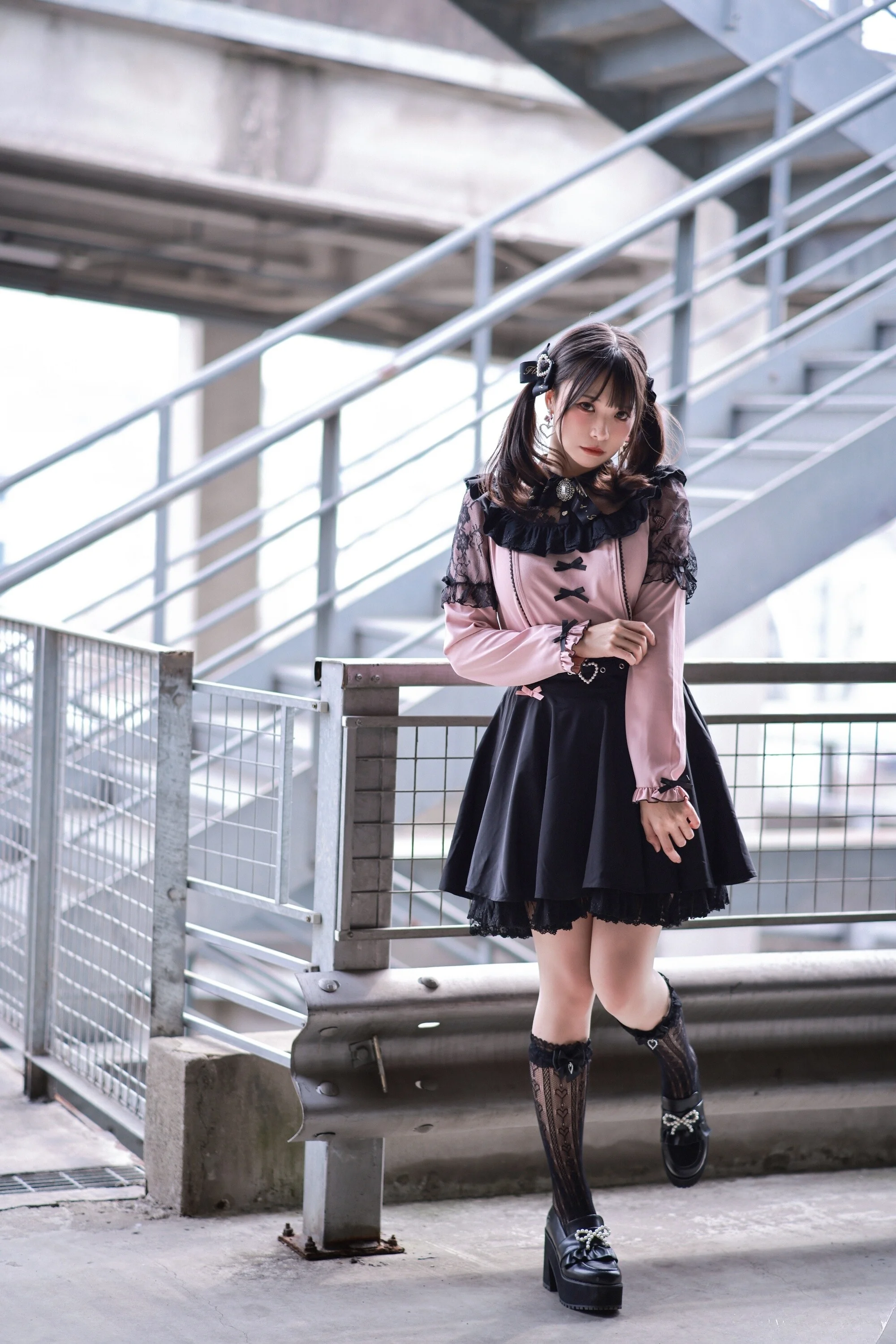 贤儿sherry - 地雷系女子51P  第24张-《94零社区》