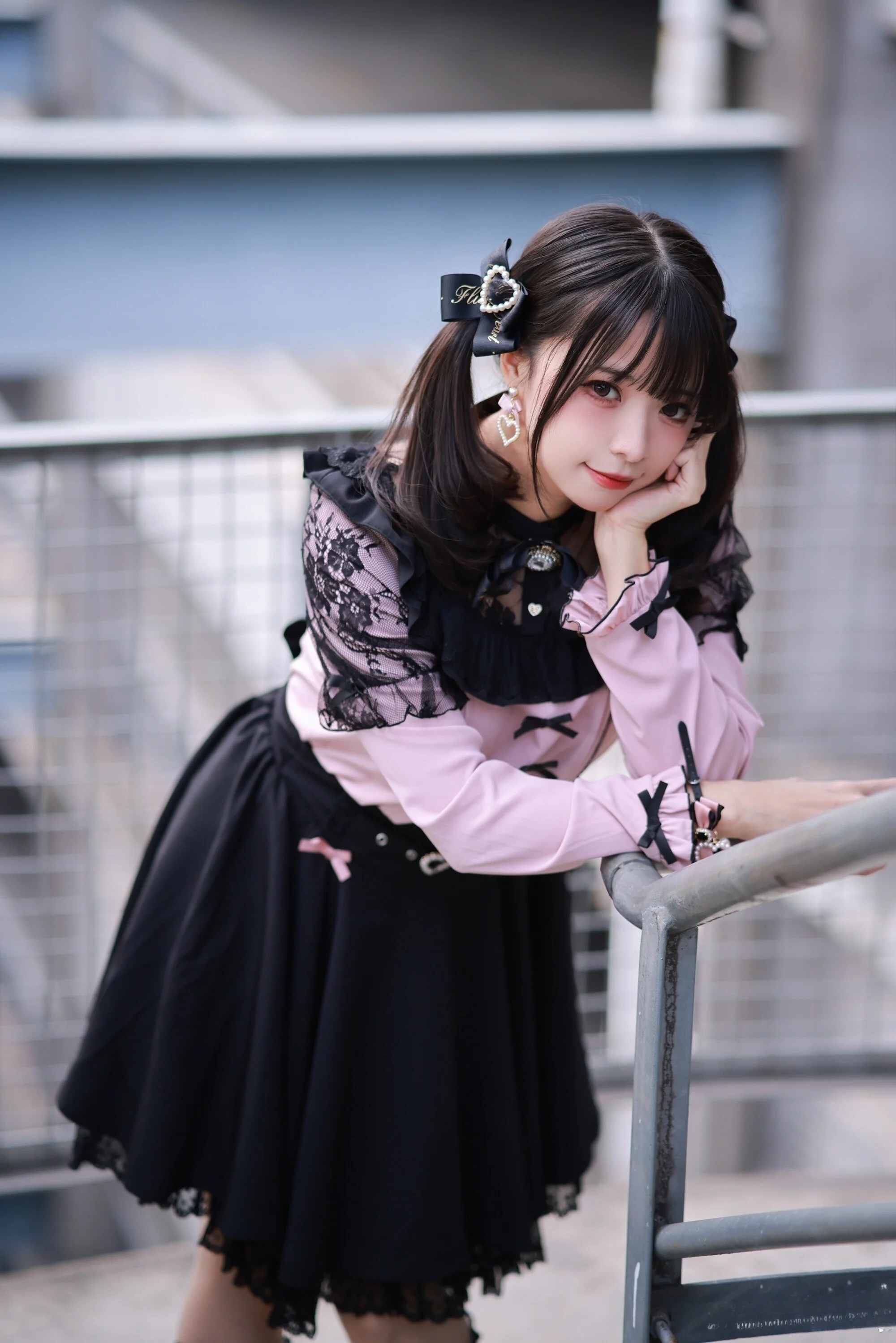 贤儿sherry - 地雷系女子51P  第30张-《94零社区》