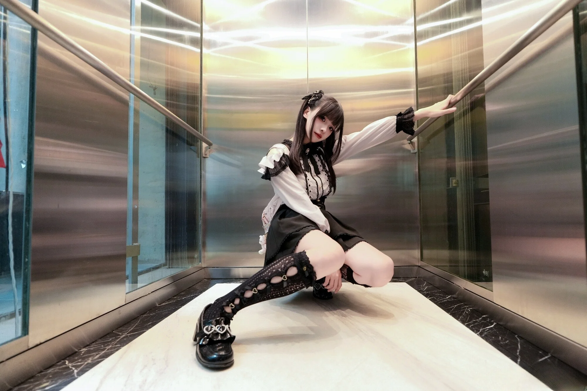 贤儿sherry - 地雷系女子51P  第31张-《94零社区》