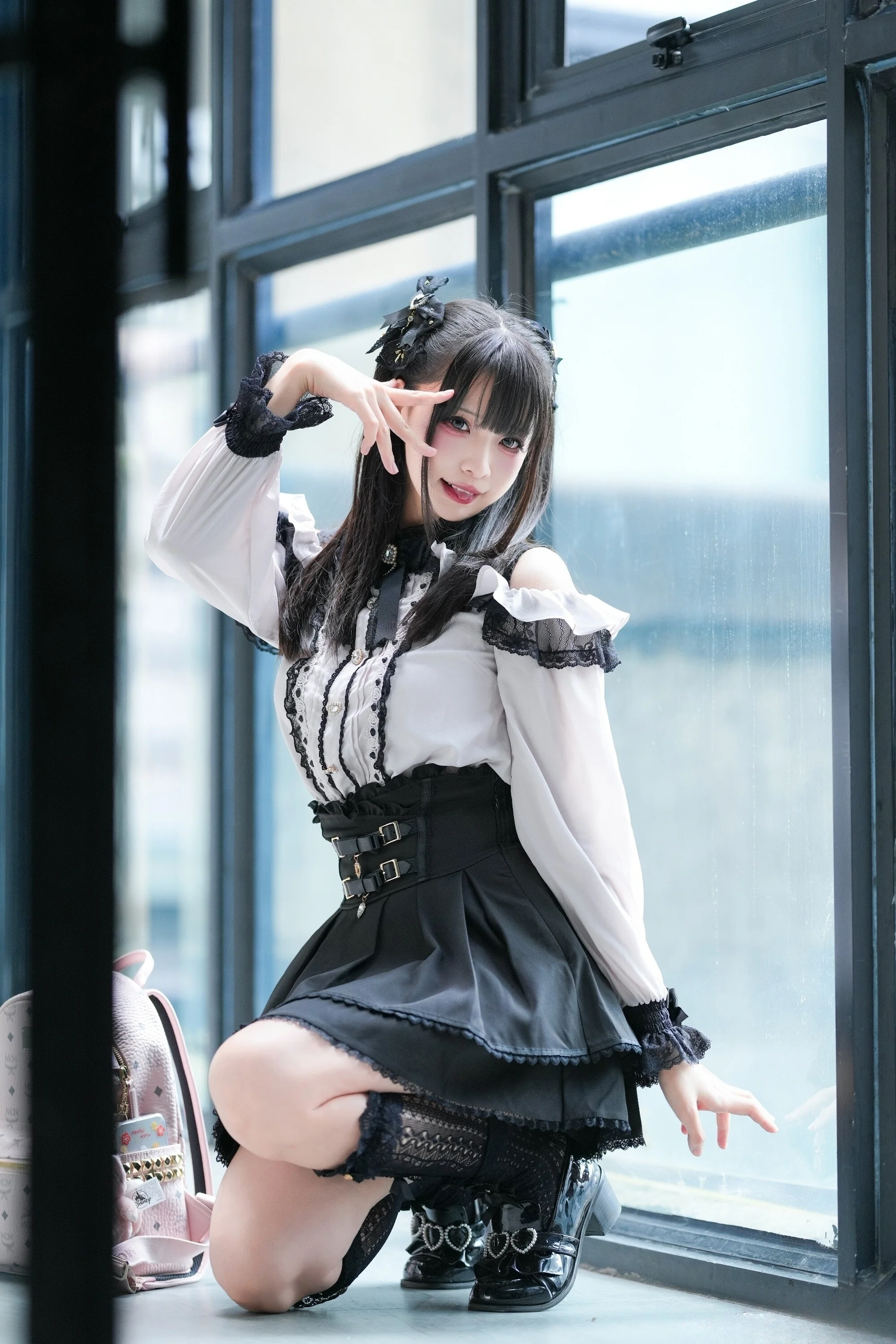 贤儿sherry - 地雷系女子51P  第40张-《94零社区》