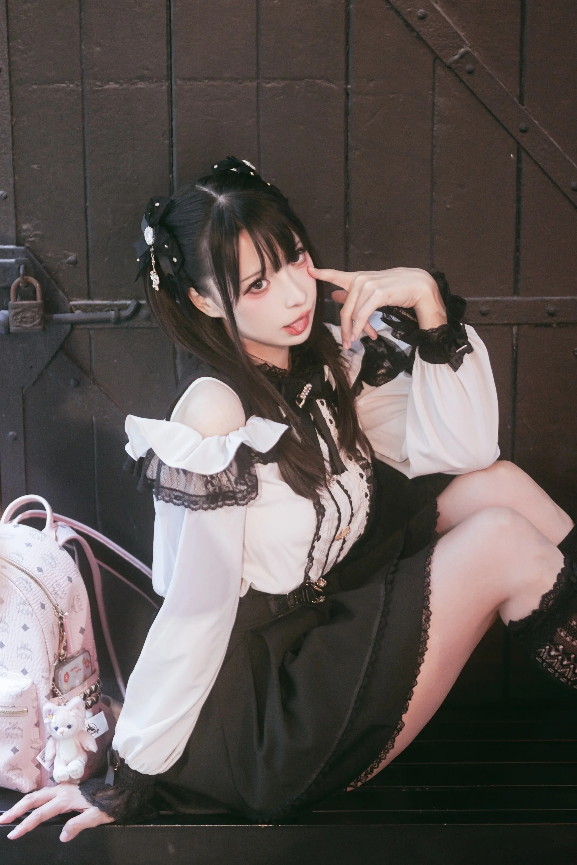 贤儿sherry - 地雷系女子51P  第46张-《94零社区》