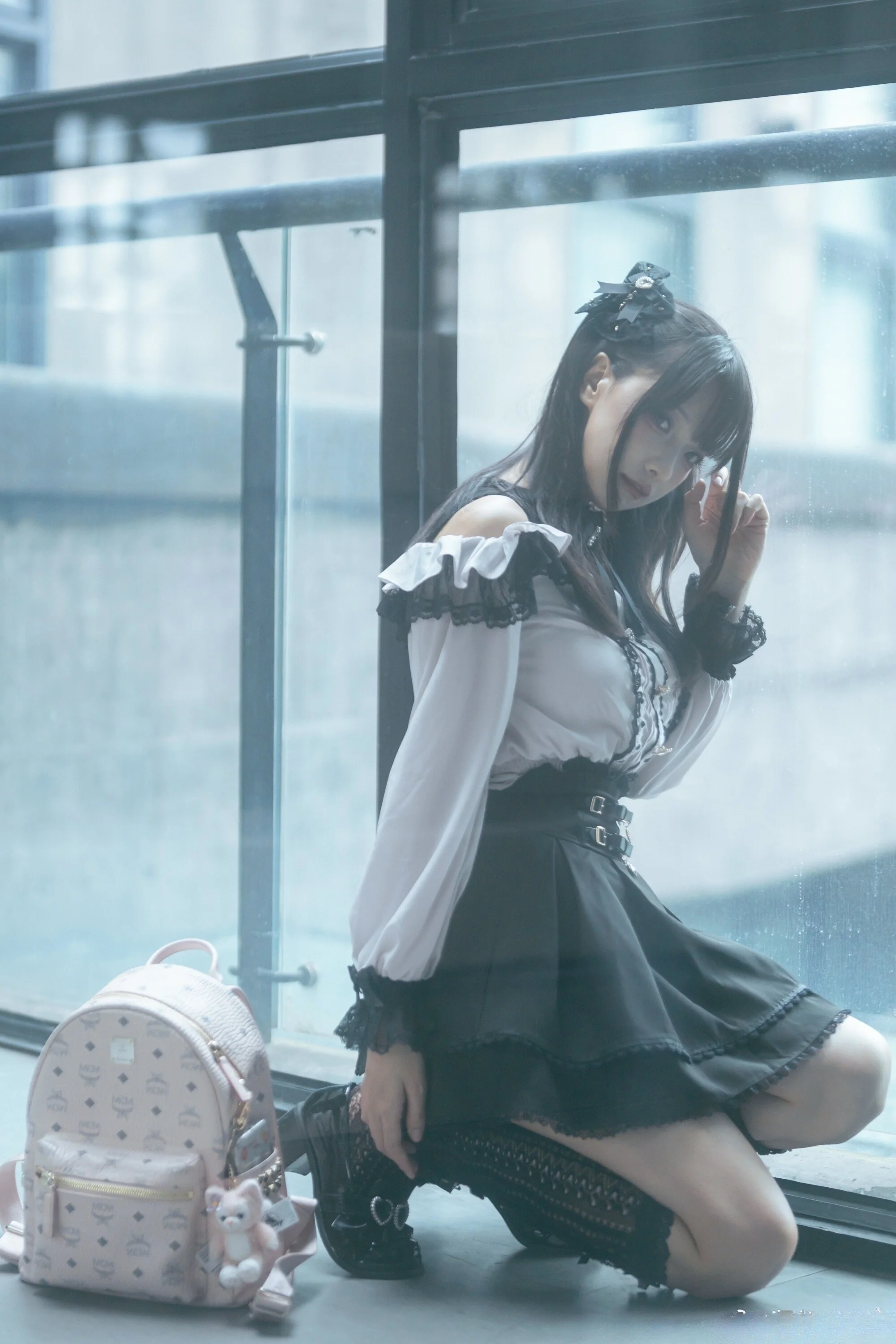 贤儿sherry - 地雷系女子51P  第47张-《94零社区》