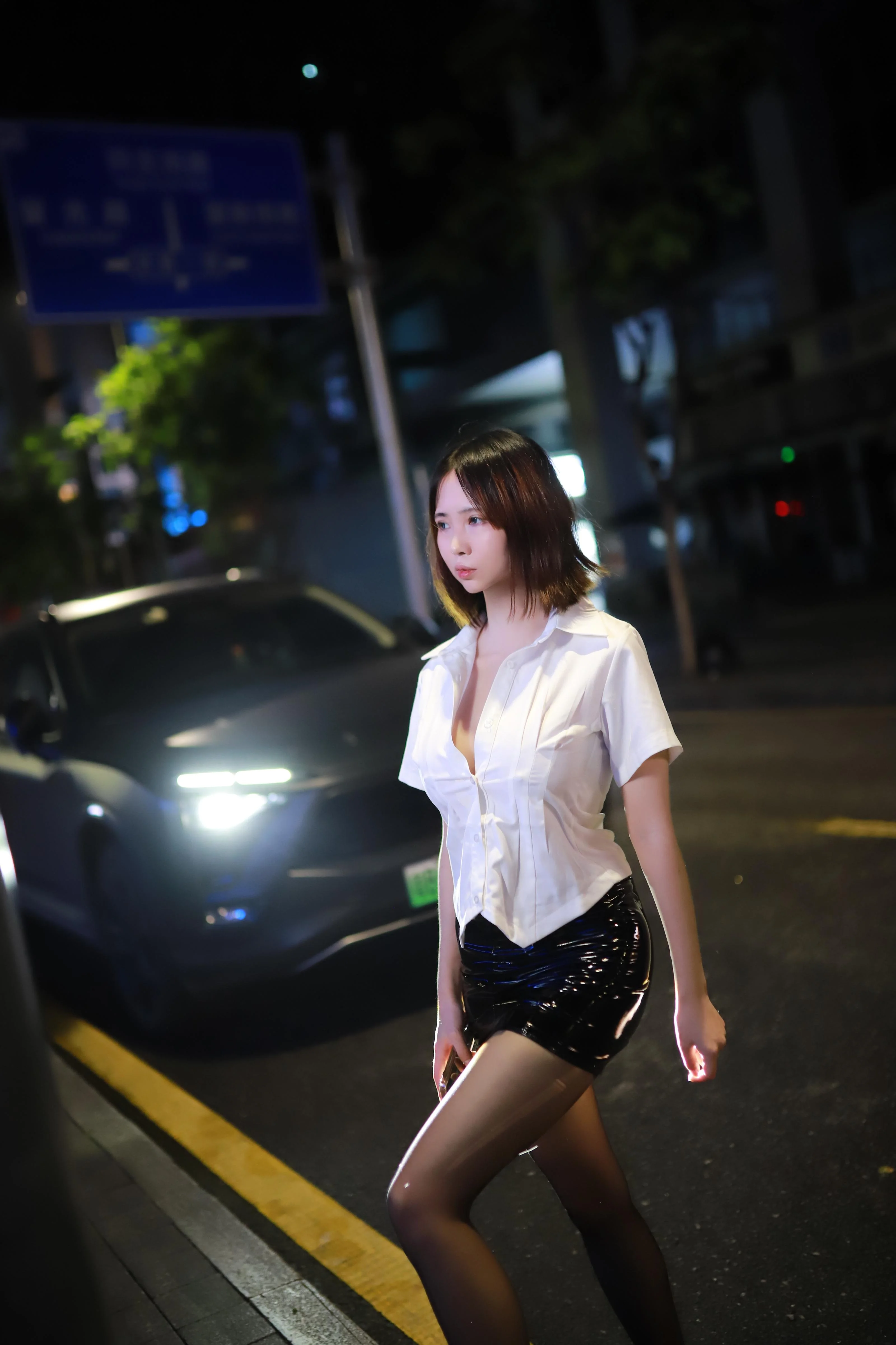 上杉绘梨落 - 被人跟踪102P  第9张-《94零社区》