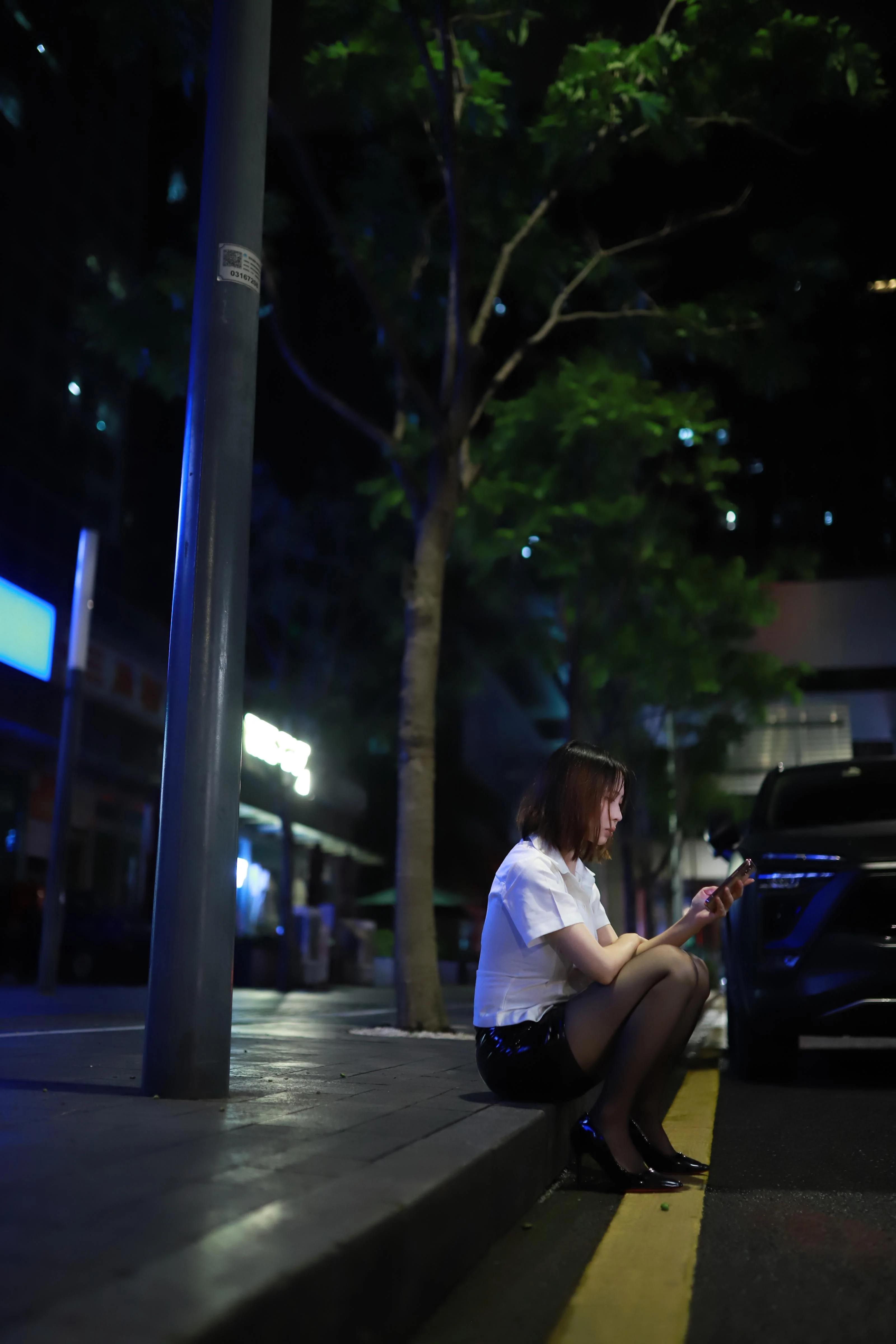 上杉绘梨落 - 被人跟踪102P  第69张-《94零社区》