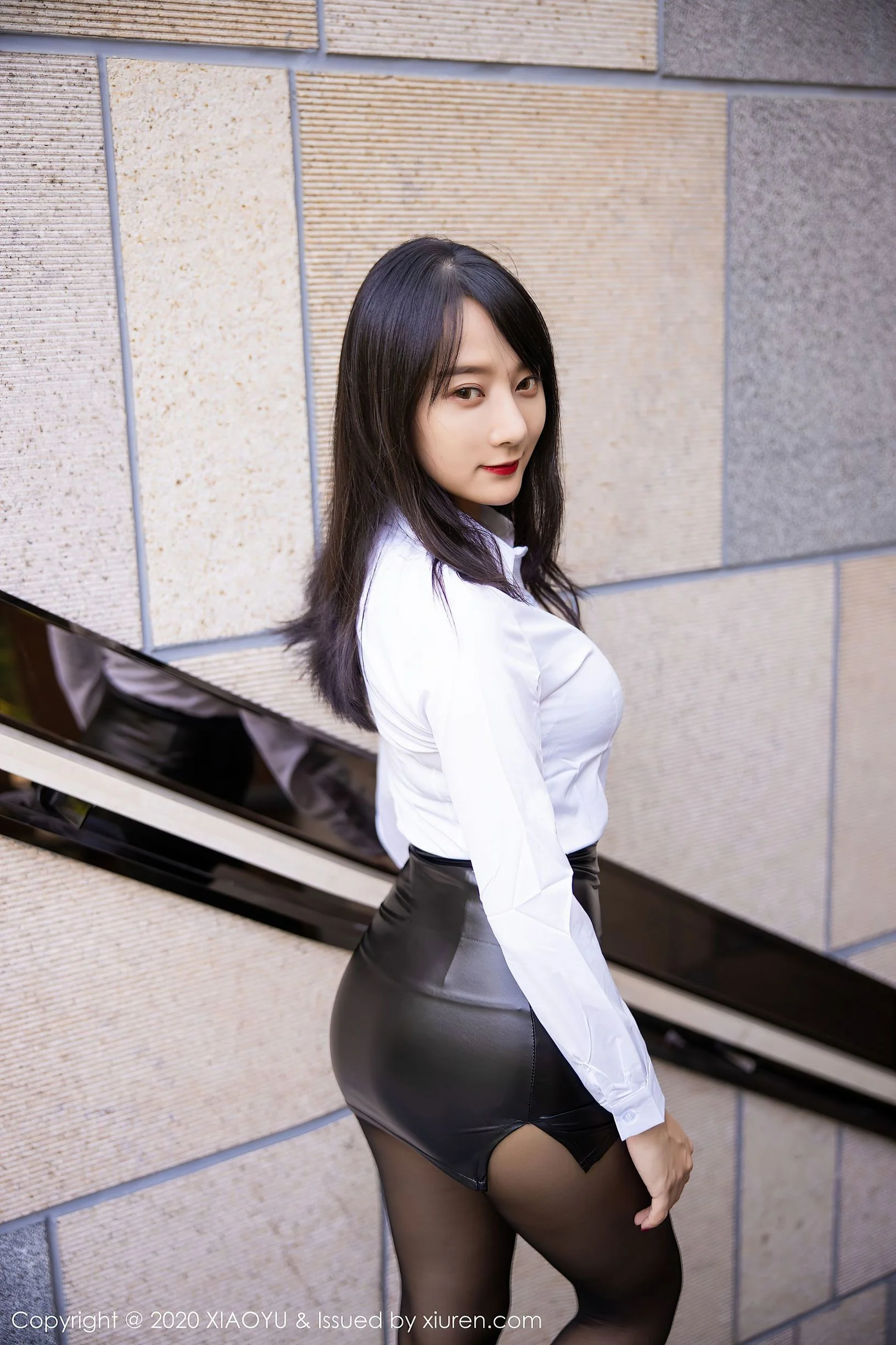 [语画界XIAOYU] Vol.394 何嘉颖  第8张-《94零社区》