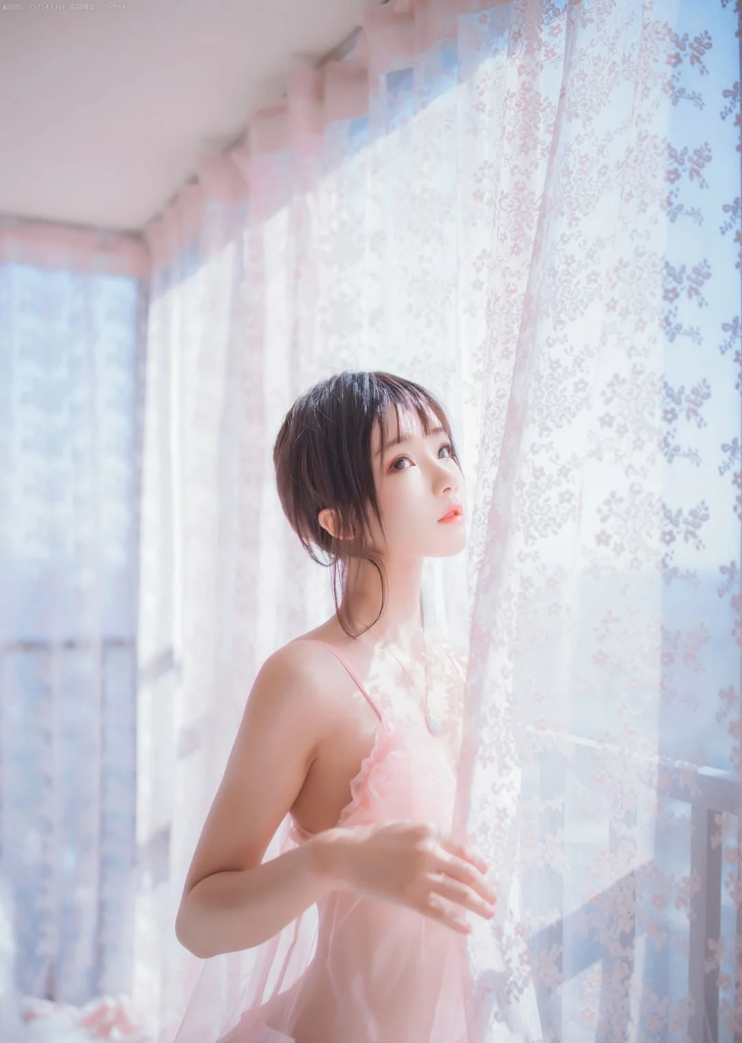 性感粉嫩的Cosplay美女极品白丝足控森罗财团  第5张-《94零社区》