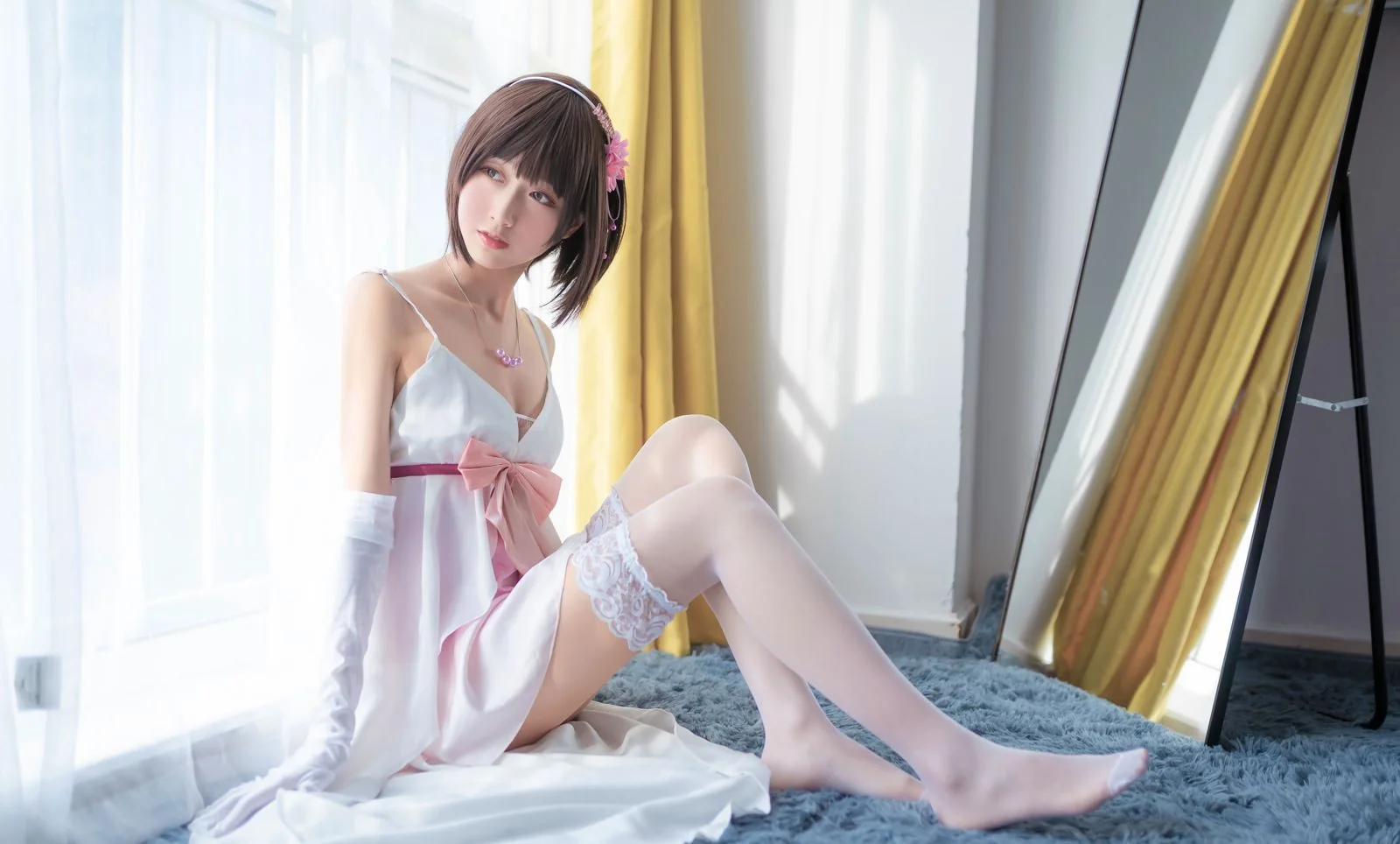 性感白丝美腿短发美女Cosplay大尺度高清纯美写真  第5张-《94零社区》