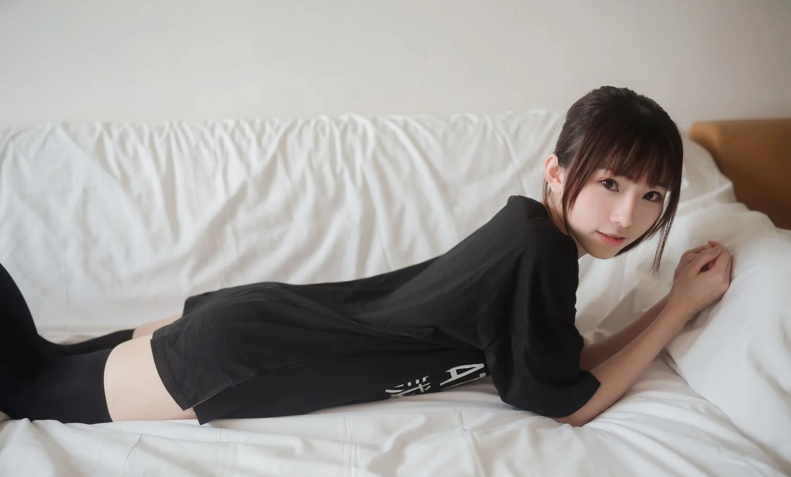 JK制服美女性感黑色过膝袜Cosplay大尺度图片  第10张-《94零社区》