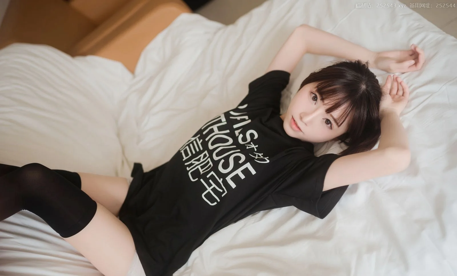 JK制服美女性感黑色过膝袜Cosplay大尺度图片  第21张-《94零社区》