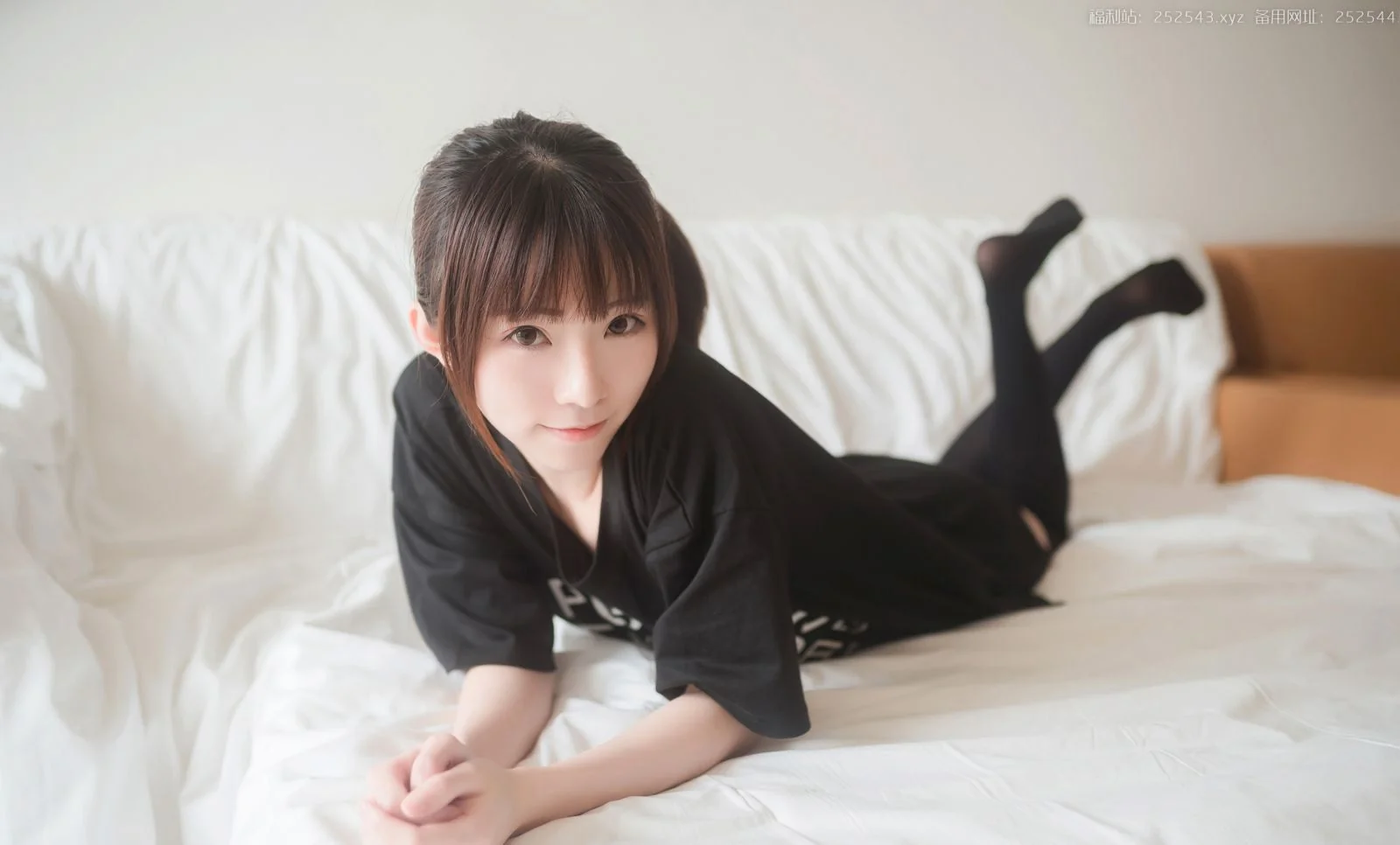 JK制服美女性感黑色过膝袜Cosplay大尺度图片  第25张-《94零社区》