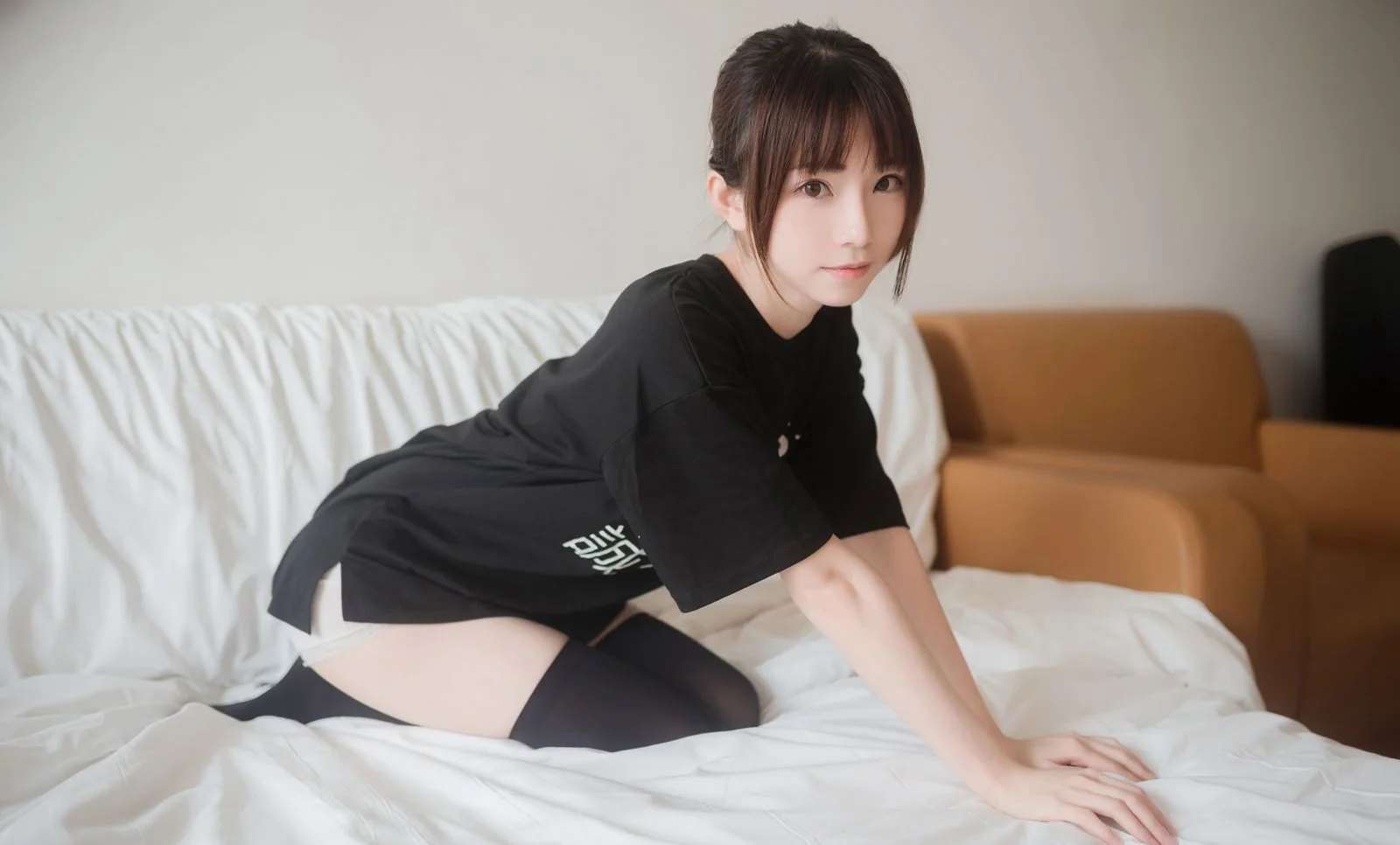 JK制服美女性感黑色过膝袜Cosplay大尺度图片  第28张-《94零社区》