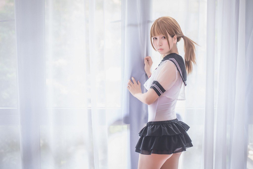 白金Saki《死库水 学生服》 [Cosplay福利] 写真集[38P]  第22张-《94零社区》
