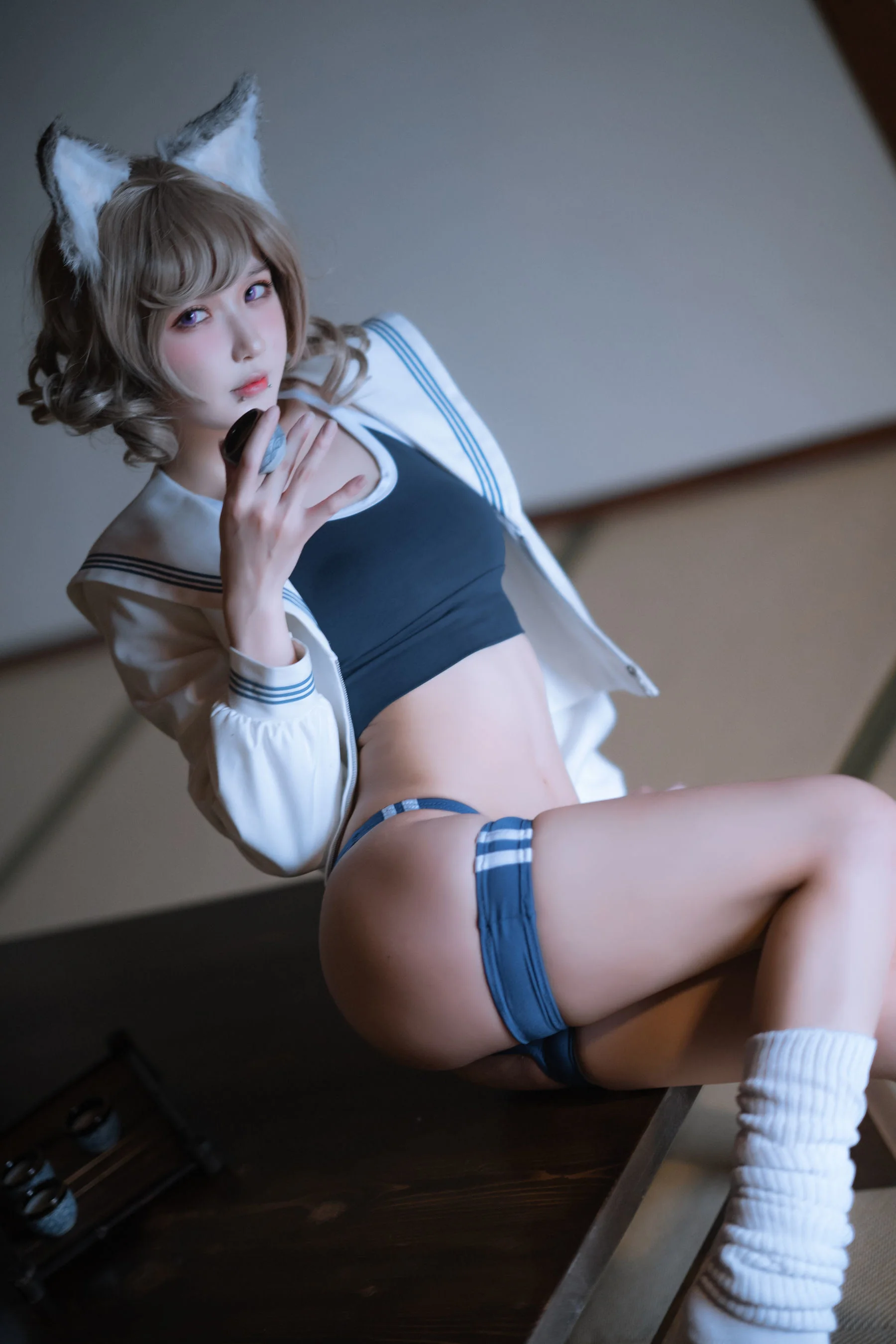 [网红COSER写真] 动漫博主阿包也是兔娘 - X型体操服  第21张-《94零社区》