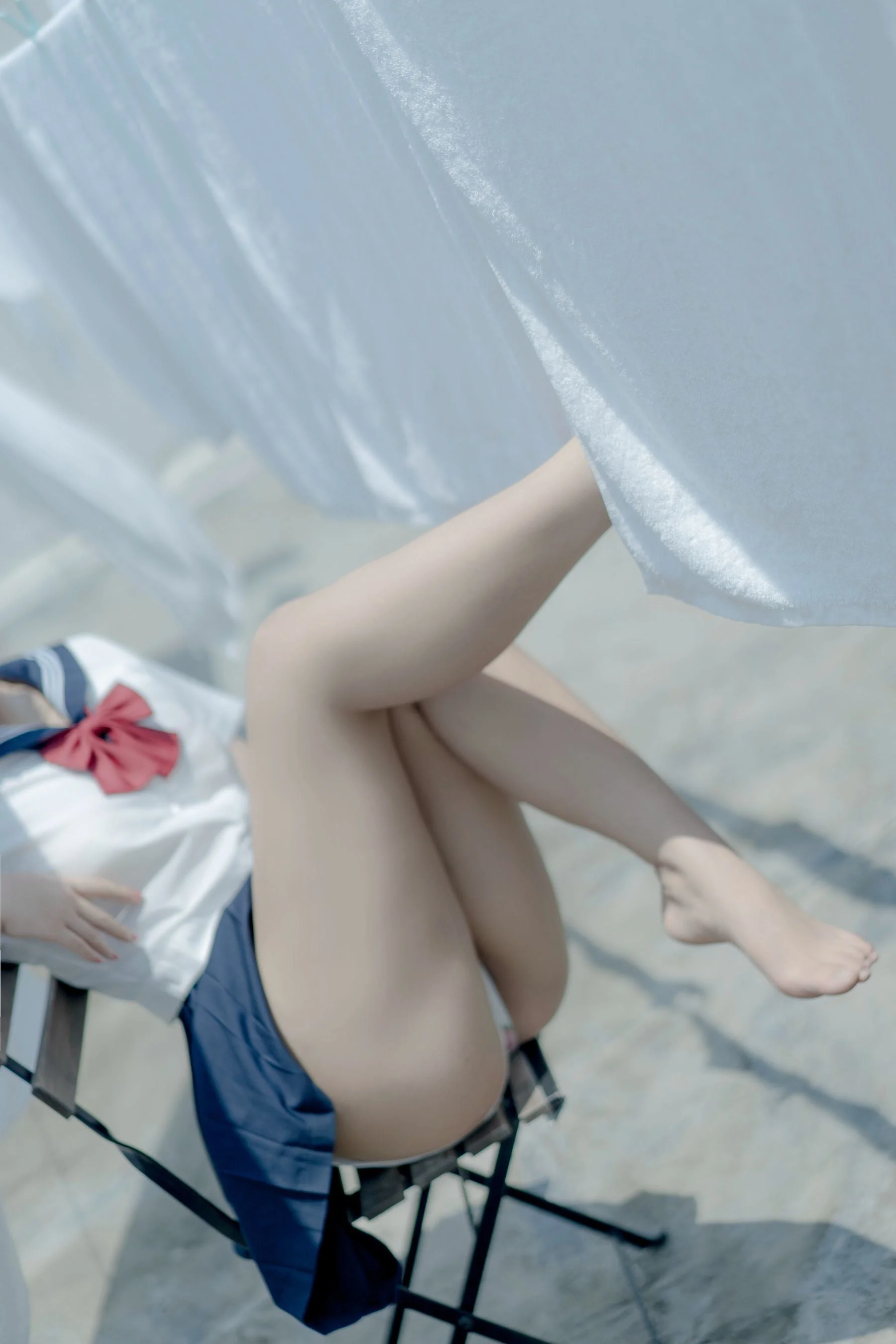 [网红COSER写真] 萌系小姐姐-白烨- - 天台  第43张-《94零社区》