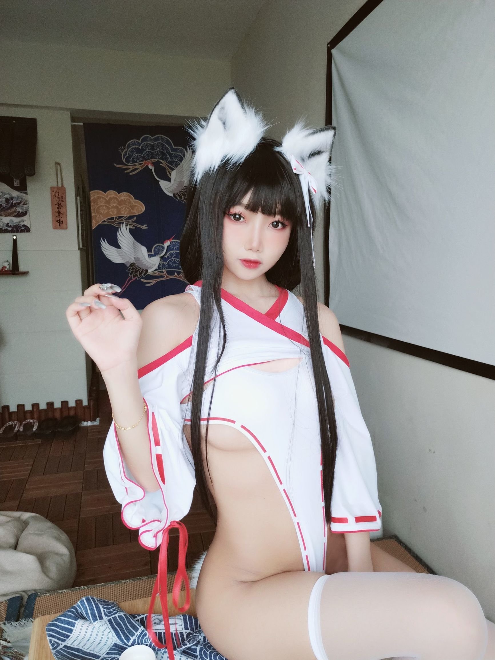 [网红COSER] 白嫩美少女鬼畜瑶 - 狐耳女巫  第1张-《94零社区》