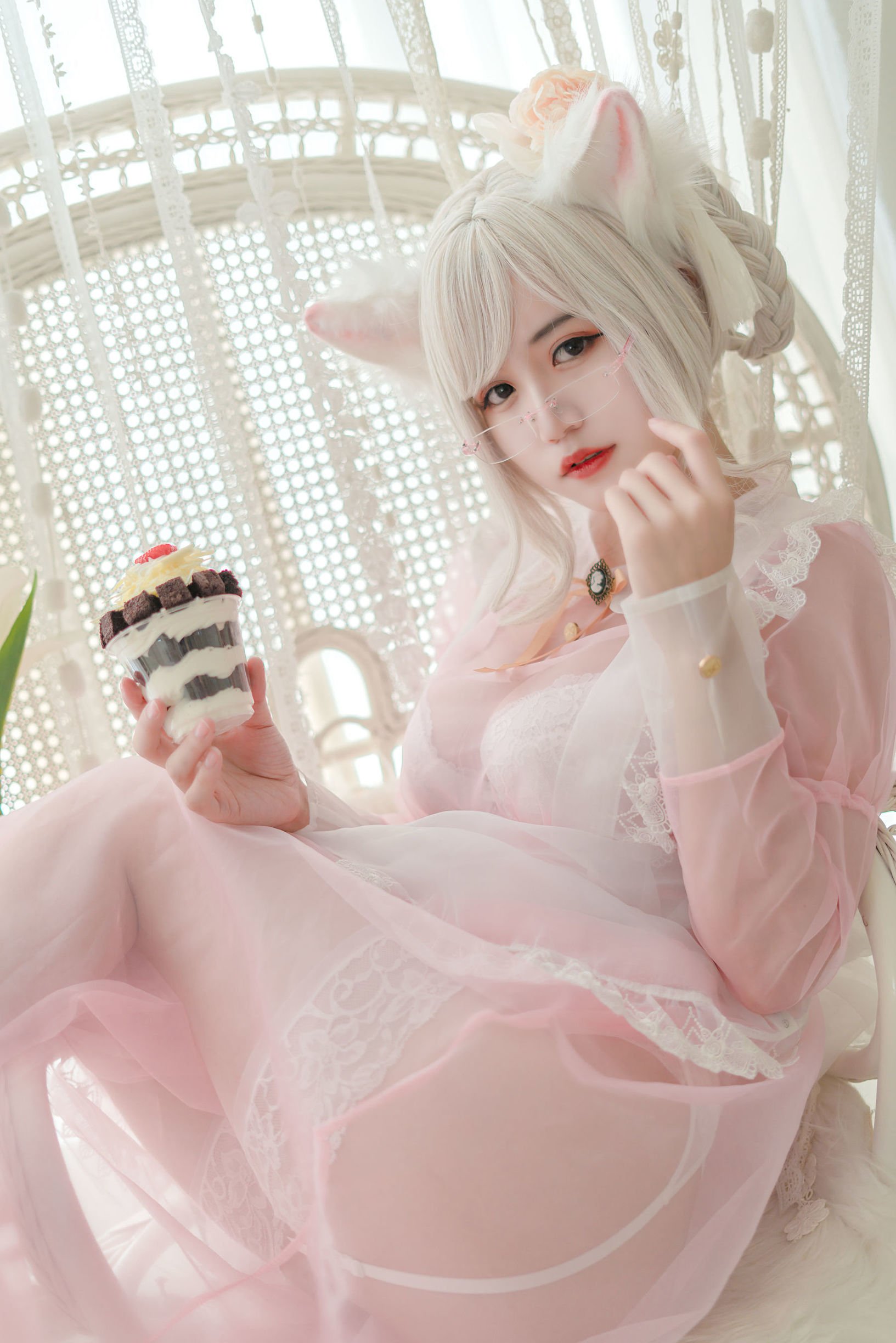 [网红COSER] 动漫博主小仓千代w - 透明粉色女仆  第12张-《94零社区》
