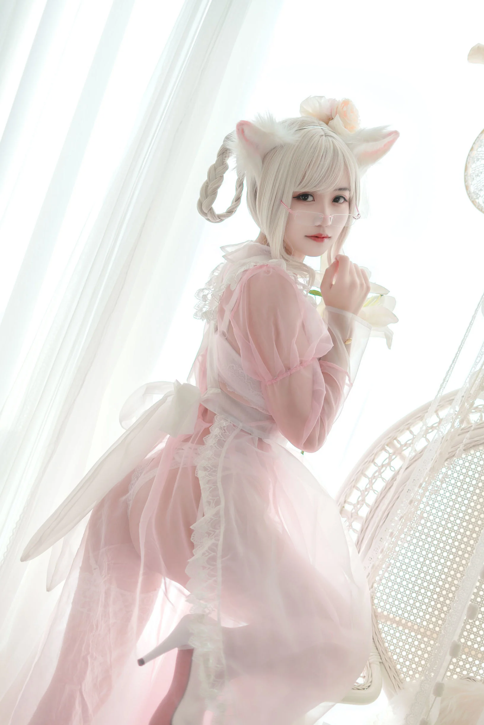 [网红COSER] 动漫博主小仓千代w - 透明粉色女仆  第19张-《94零社区》