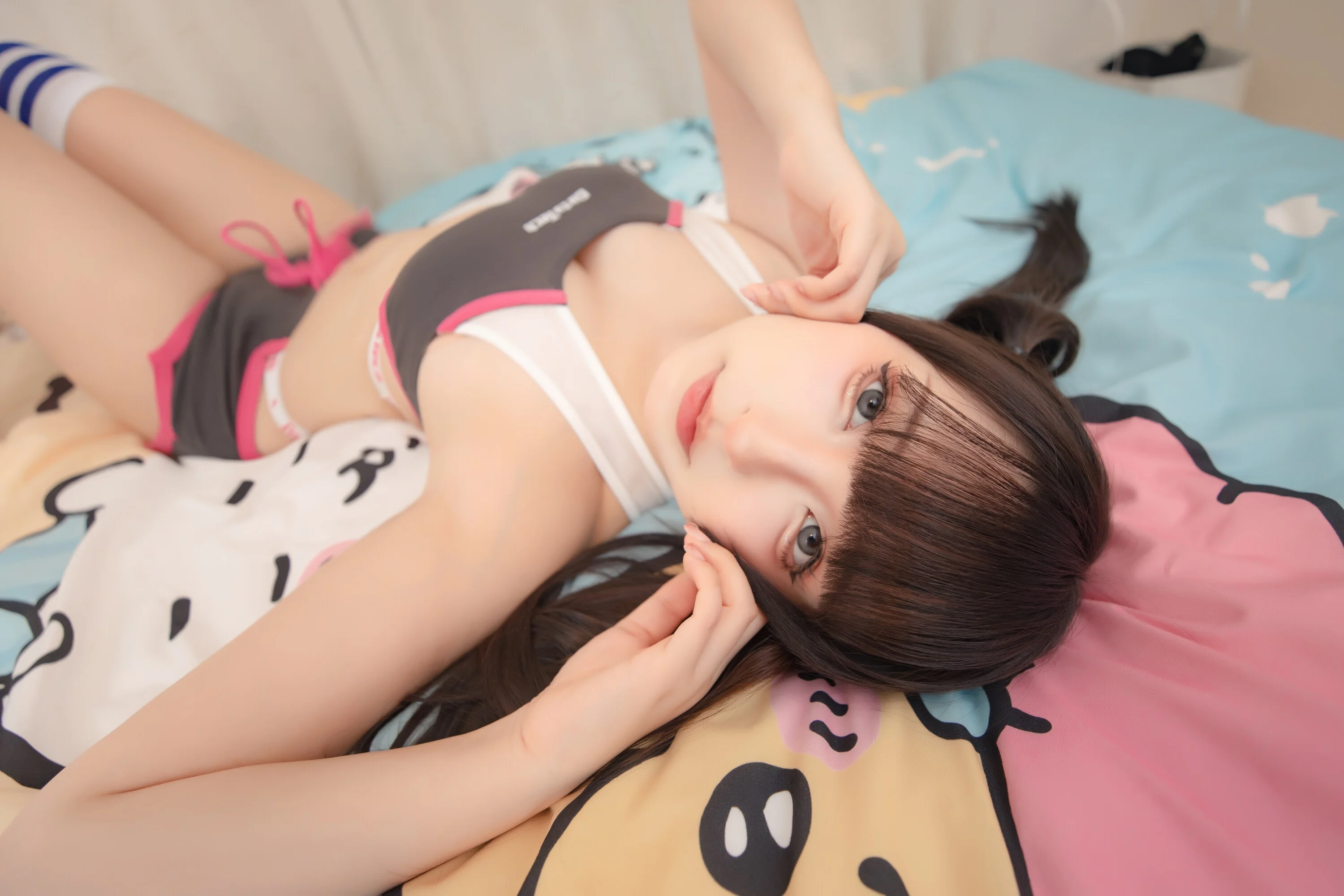 神楽坂真冬 - 伸展少女  第68张-《94零社区》