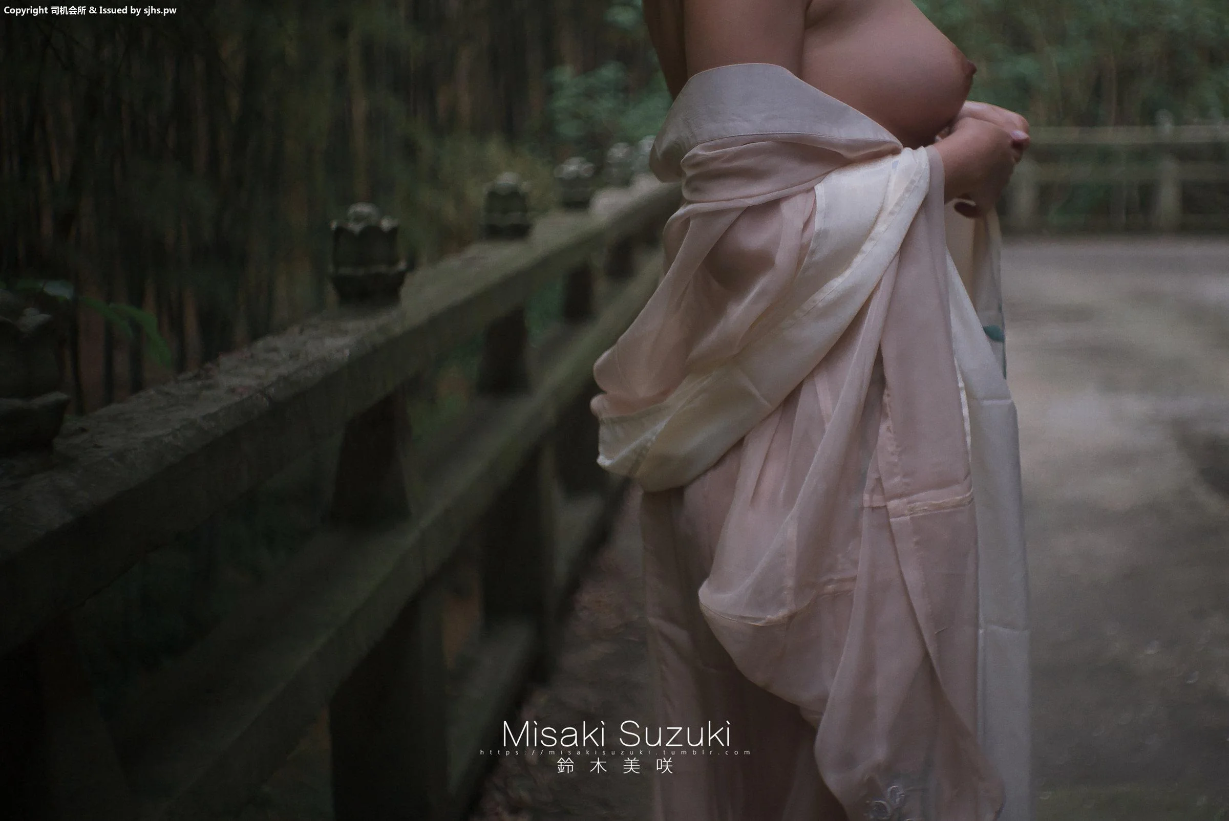 [Misaki Suzuki] 古典庭院中的优雅美人 51P  第36张-《94零社区》