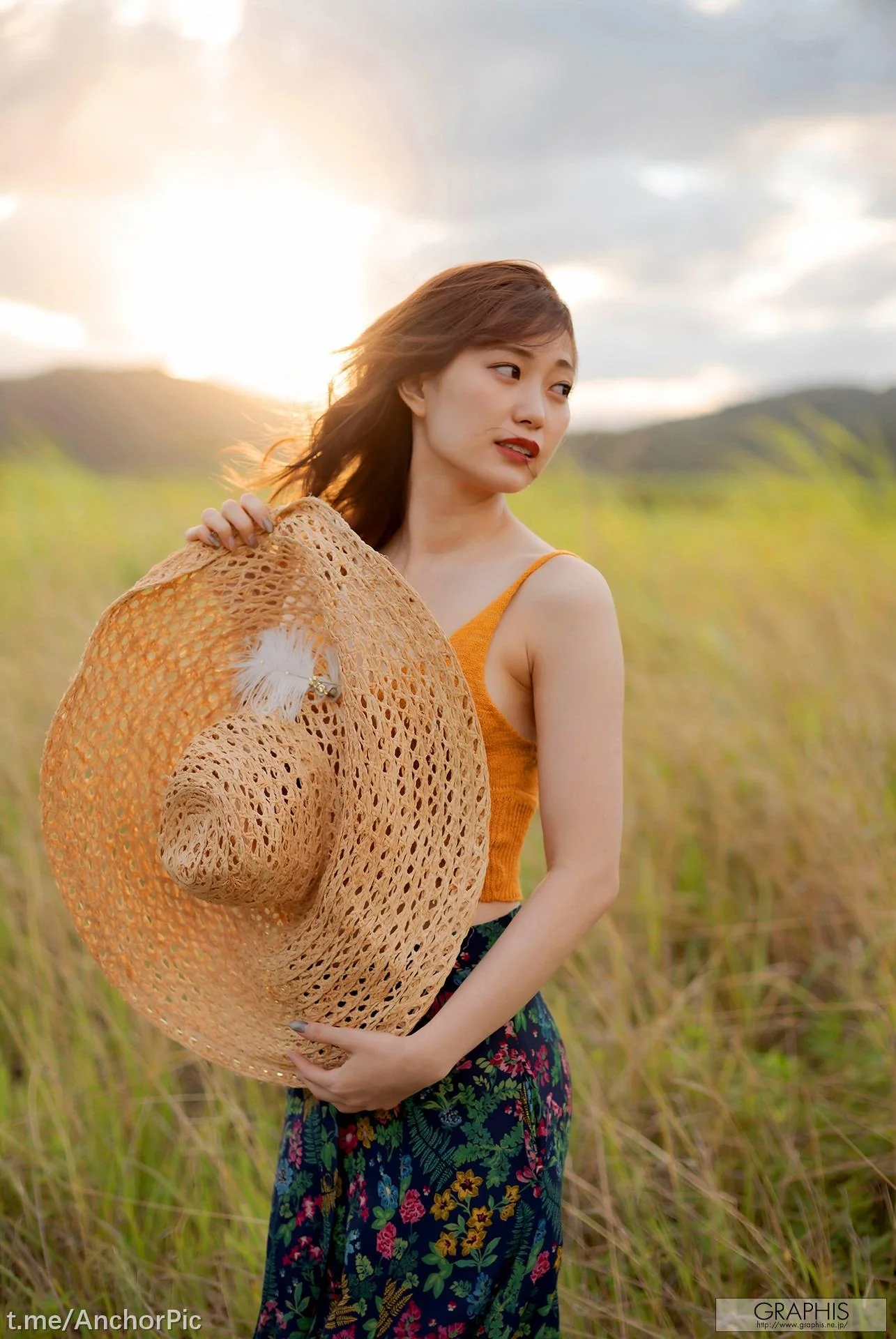 [Graphis] Gals – Akari Mitani 美谷朱里「Ravish」141P  第1张-《94零社区》