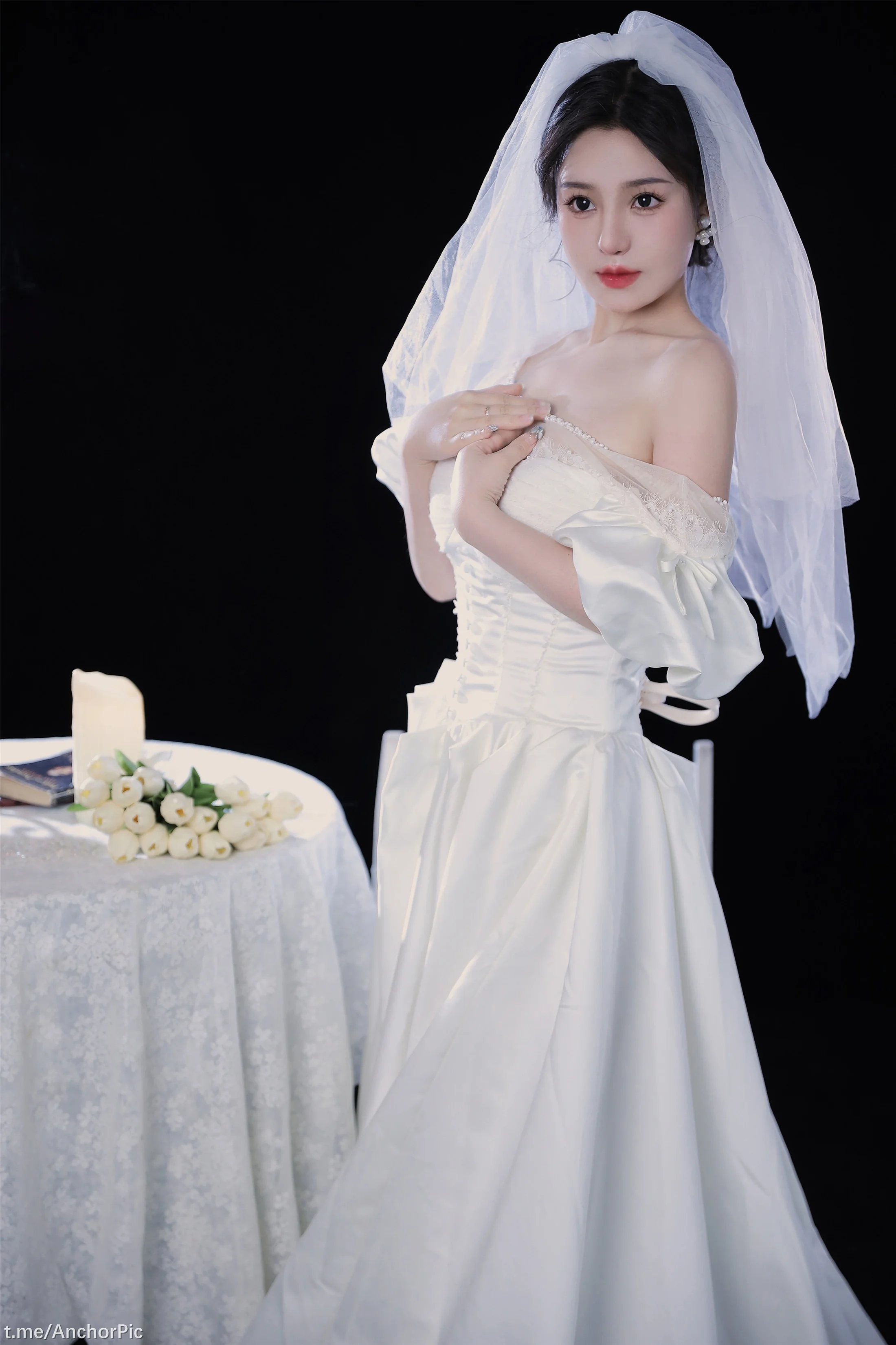 桃暖酱 - 婚纱 61P  第14张-《94零社区》