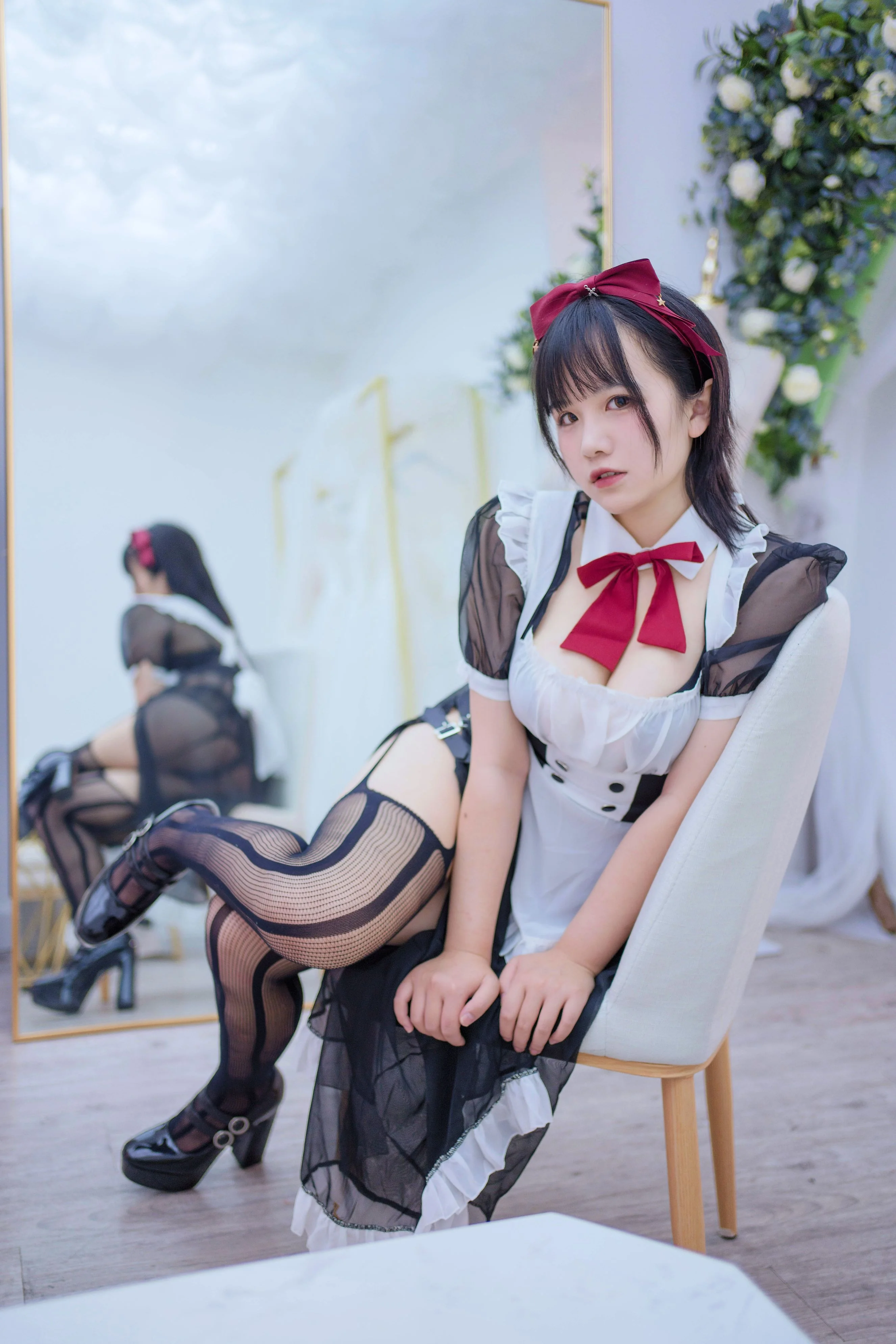 阿半今天很开心 透明女仆  第1张-《94零社区》