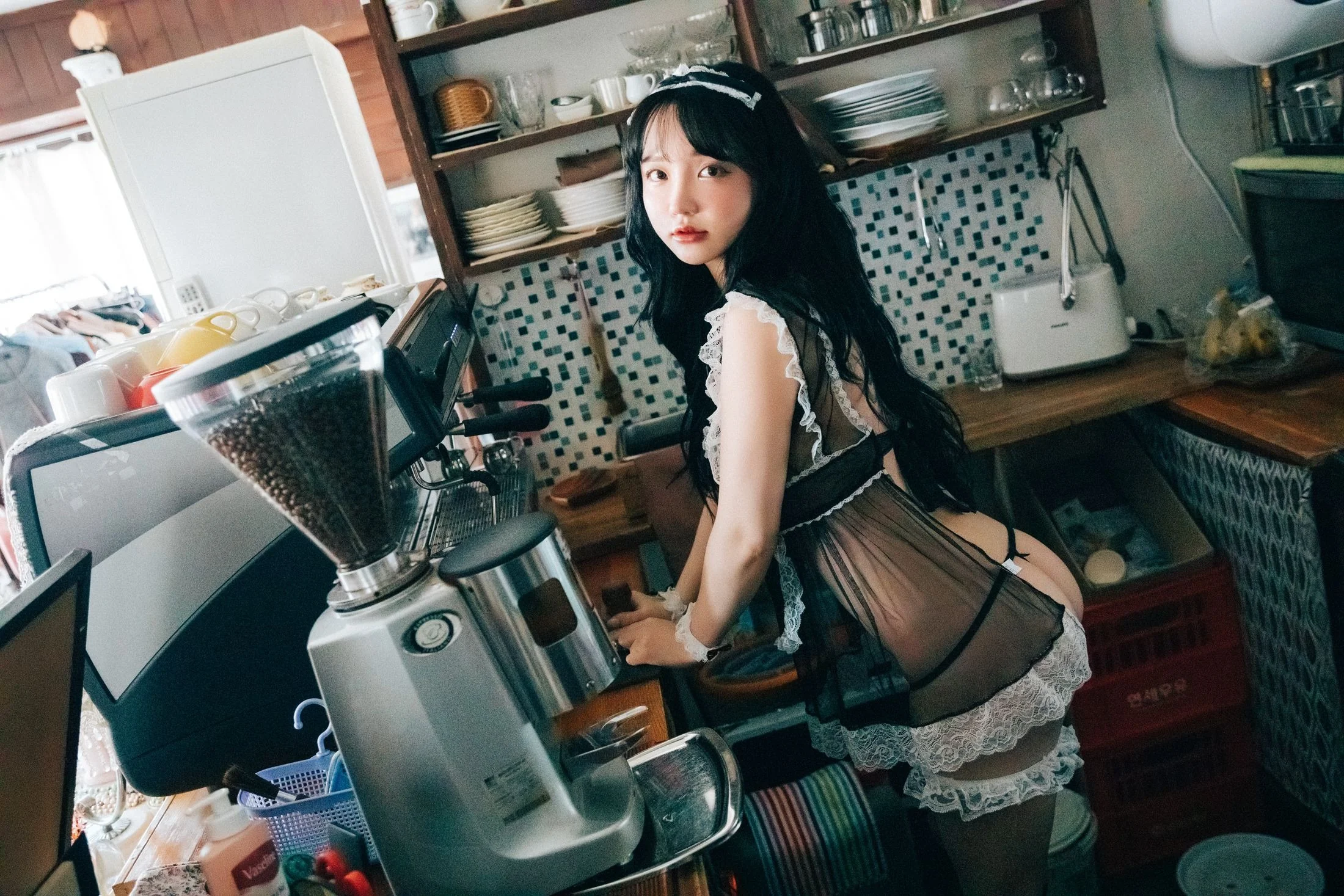 [Loozy] YeEun - Fetish Cafe 127P  第2张-《94零社区》