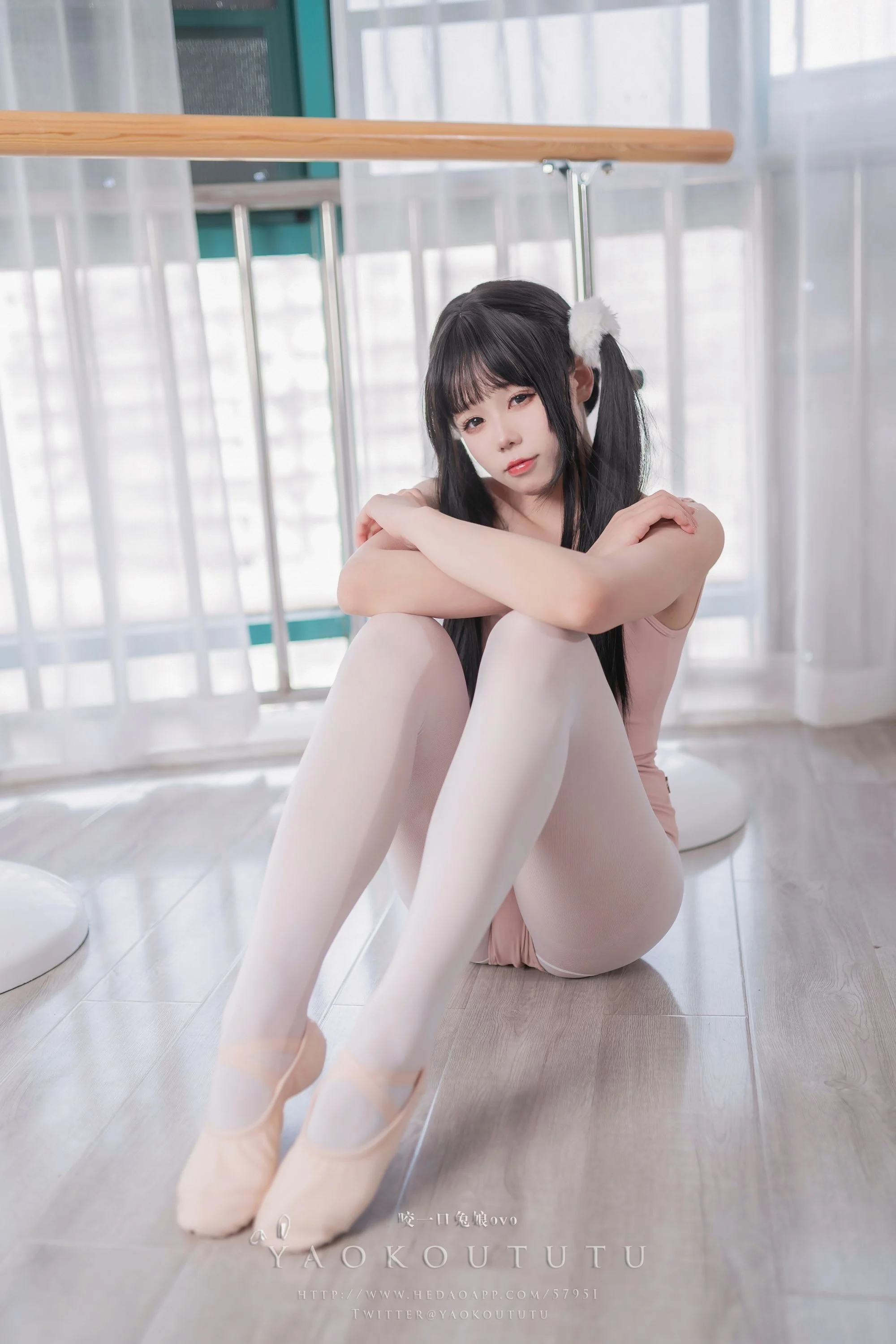 黏黏团子兔 来不及的舞蹈课 [86P1V-669M]  第18张-《94零社区》