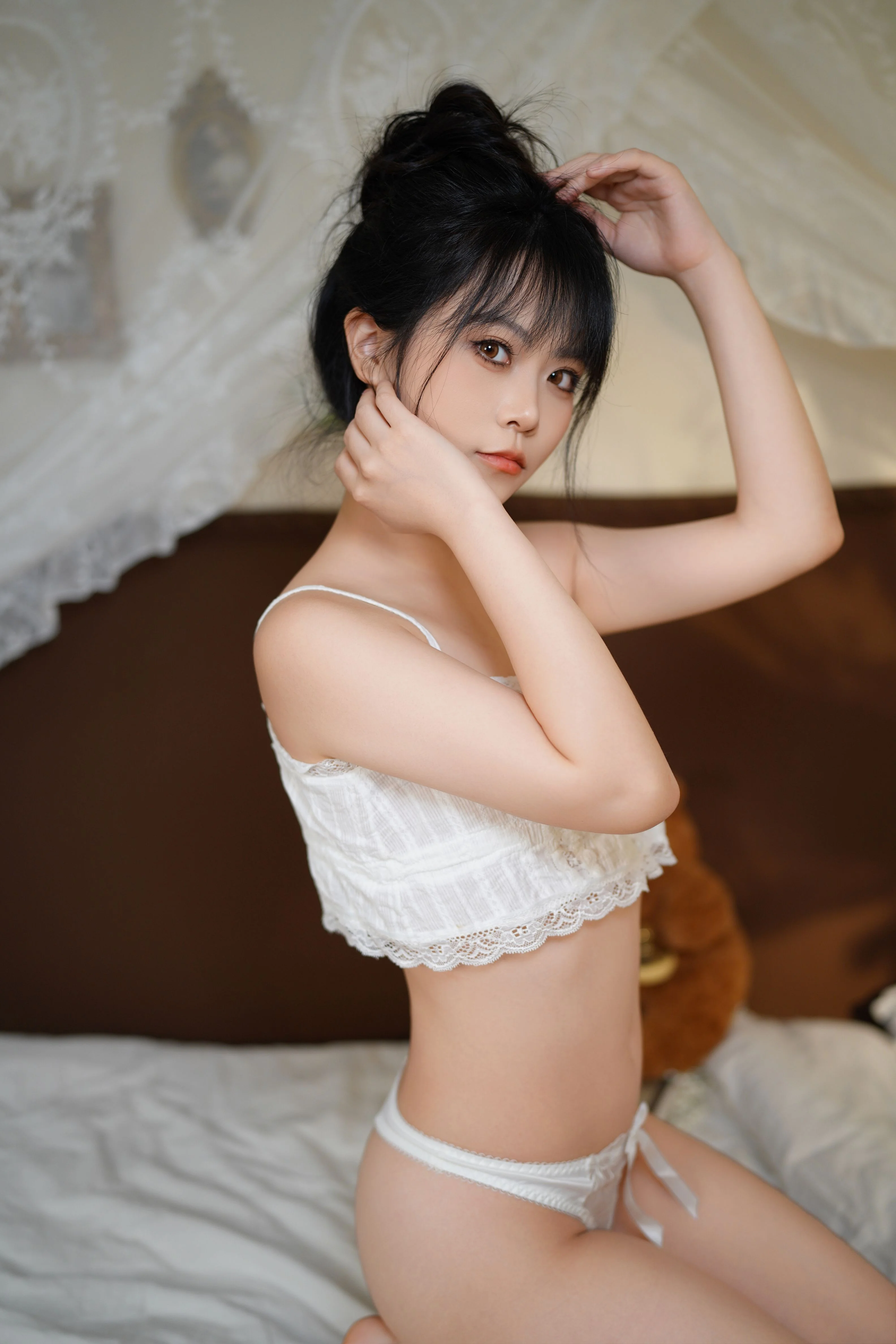 洛城雪Yuki - 白色吊带  第21张-《94零社区》